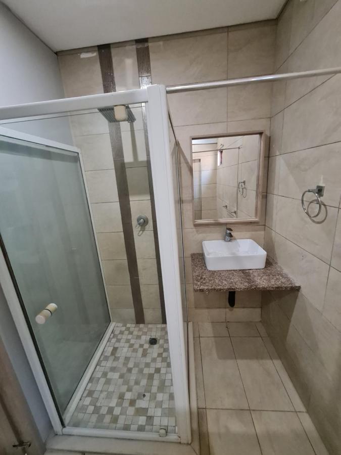 Luxe On Ridge Boutique Hotel Дурбан Экстерьер фото